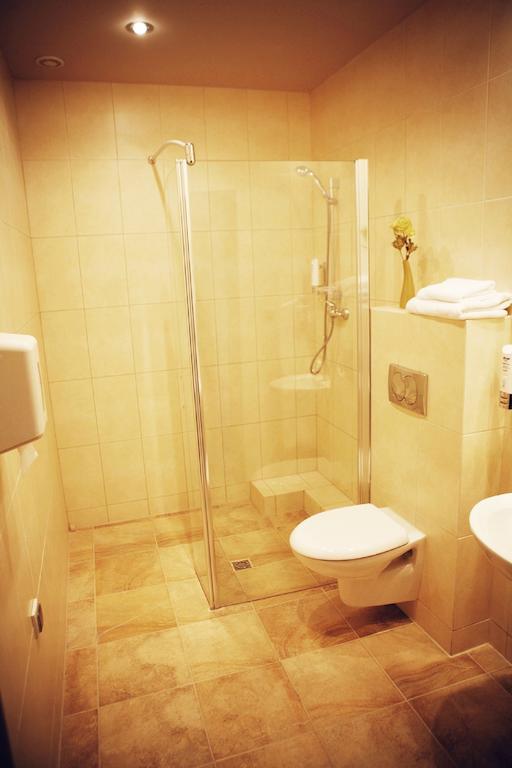 Hotel Zorza Namysłów Δωμάτιο φωτογραφία