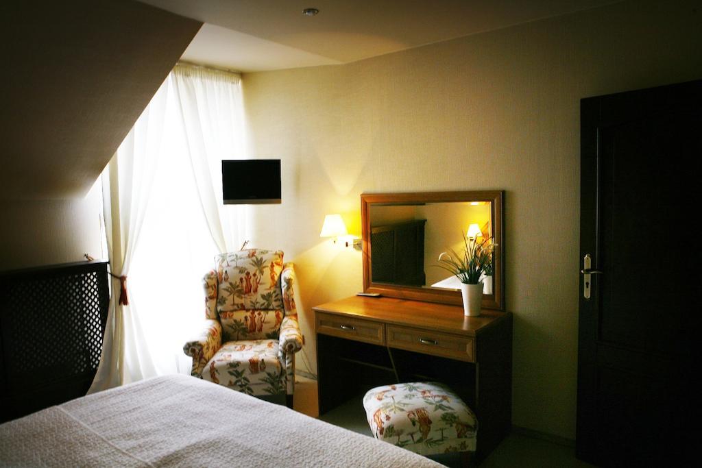 Hotel Zorza Namysłów Δωμάτιο φωτογραφία