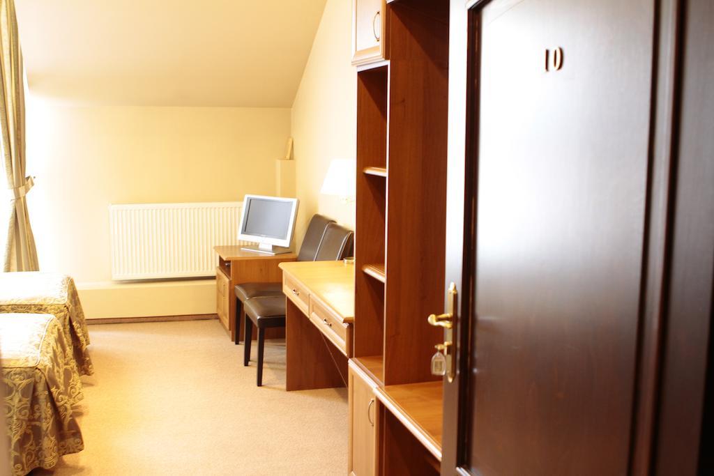Hotel Zorza Namysłów Δωμάτιο φωτογραφία